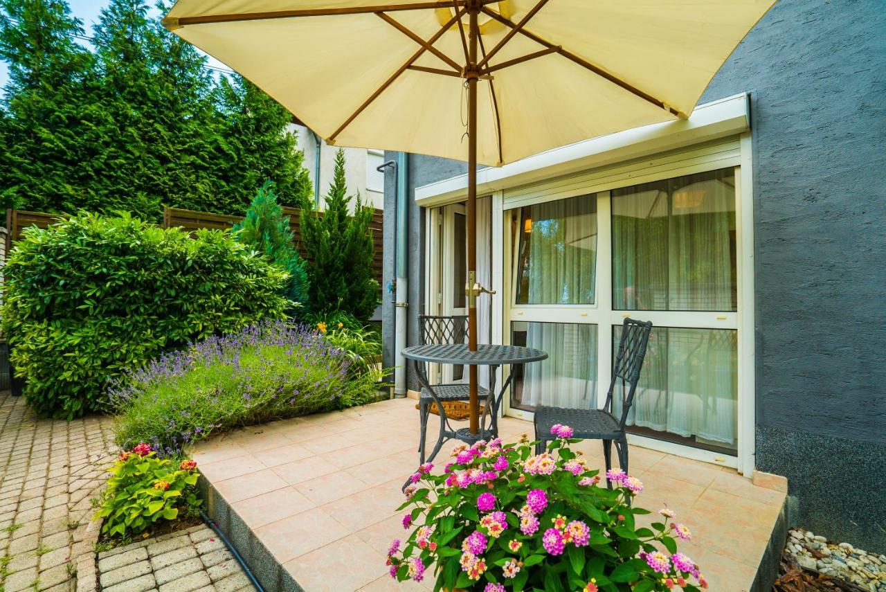 Csenge Villa Siófok Exterior foto