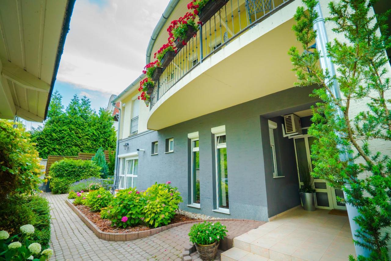Csenge Villa Siófok Exterior foto